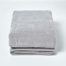 Homescapes Light Grey Velvet Quilted Throw - 125 x 150 cm | Grey | 1