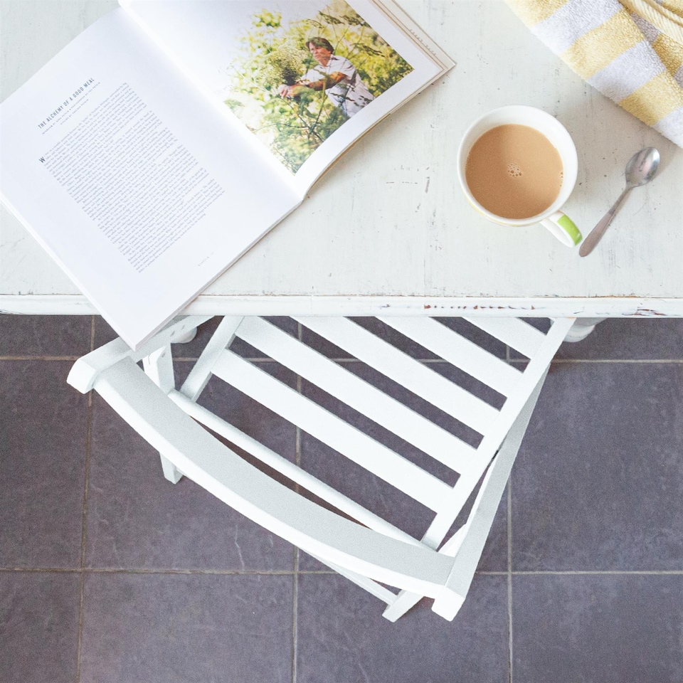 image 1 of Harbour Housewares Beech Wood Folding Chairs - White - Pack of 2 | White | White