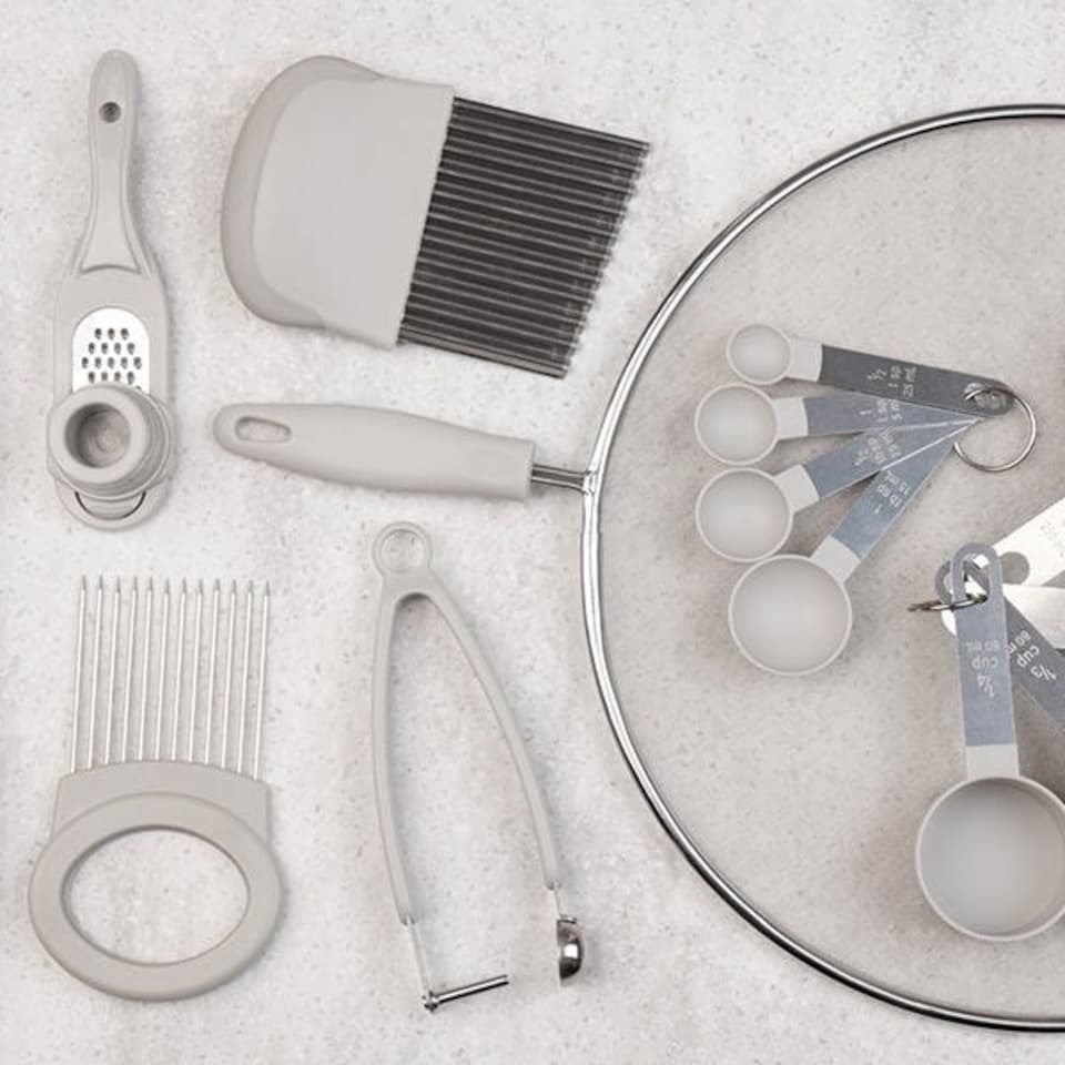 image 1 of Just The Thing Cherry & Olive Pitter