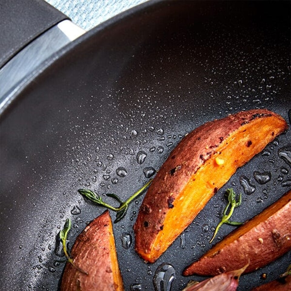 image 1 of Judge Vista Non-Stick 24cm Sauteuse Pan