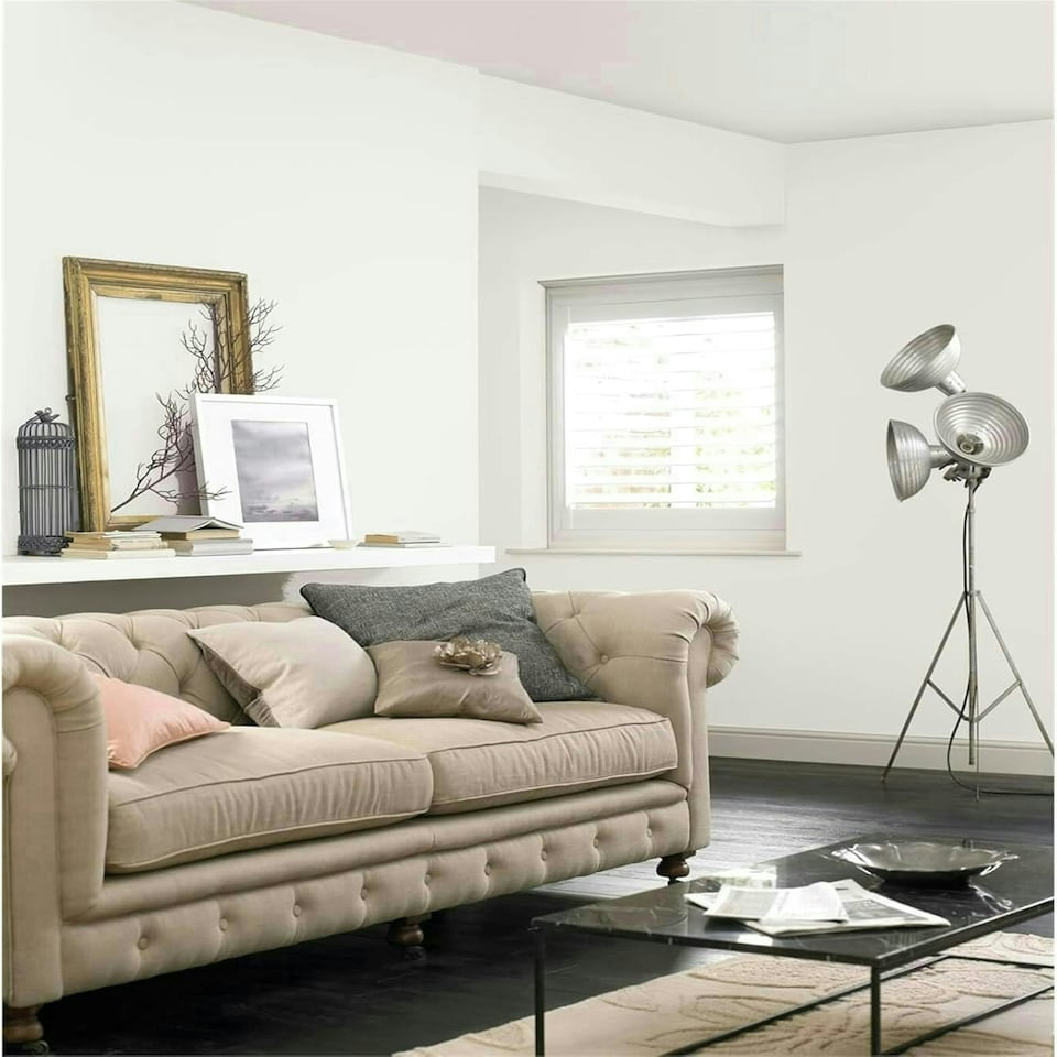 image 1 of Crown Easyclean Matt Emulsion 2.5L Pure Brilliant White PBW