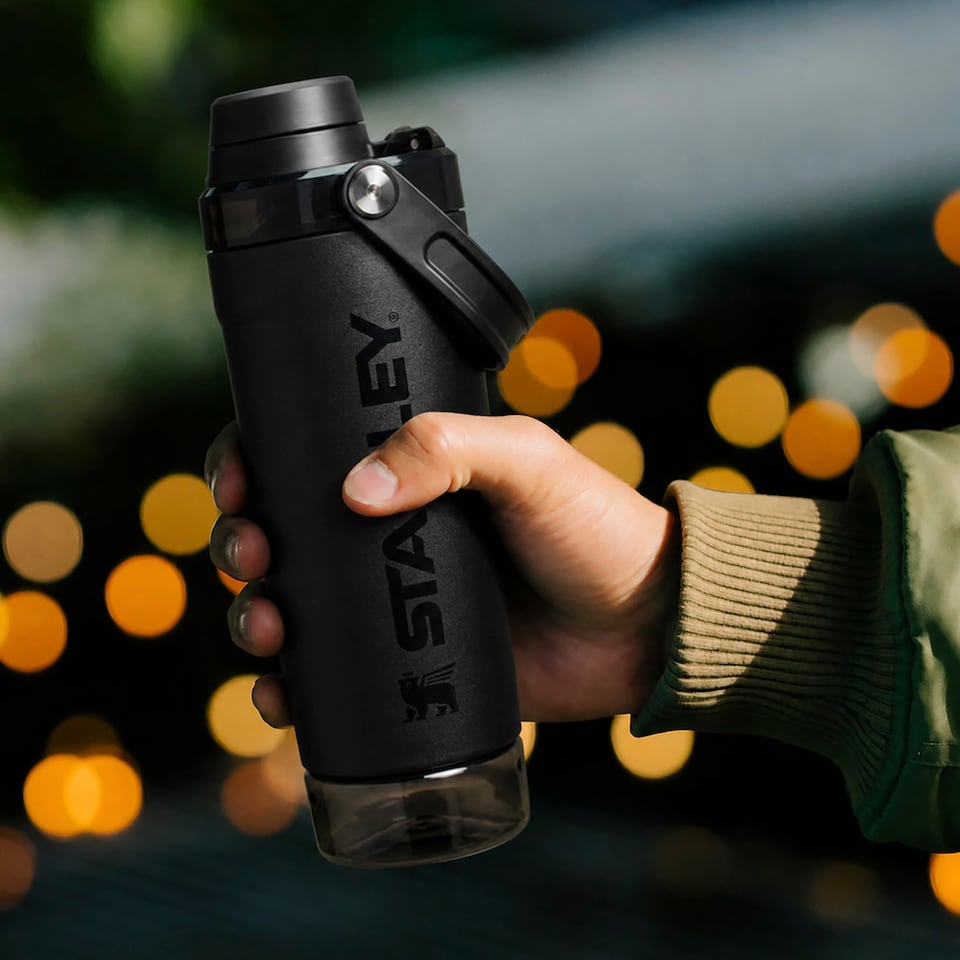 image 1 of 0.59L Leakproof Insulated Stainless Steel The Vitalize Shaker Bottle