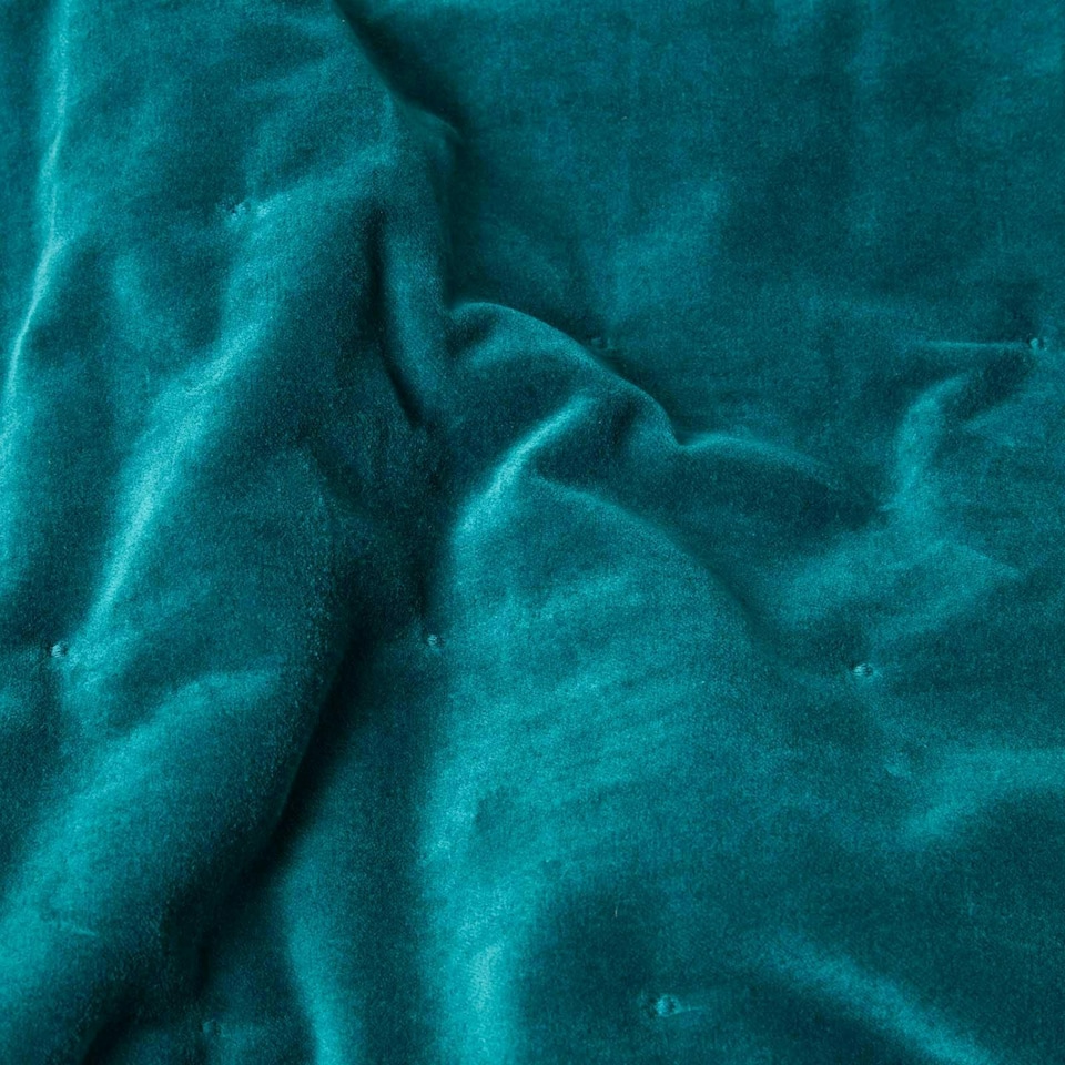 image 1 of Homescapes Teal Green Velvet Quilted Throw - 150 x 200 cm | Green | 1