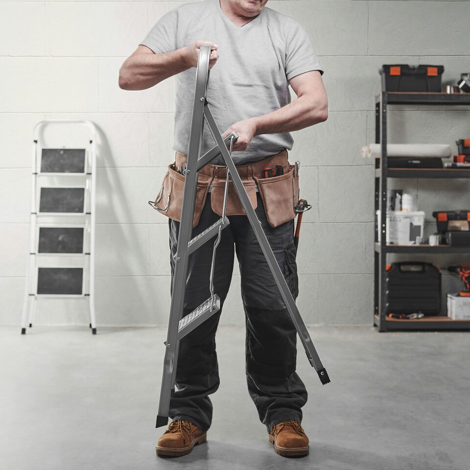 image 1 of VonHaus 3 Step Steel Folding Step Ladder with Anti Slip Feet