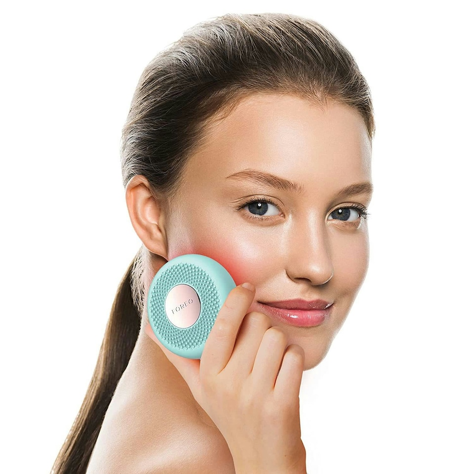 image 1 of FOREO UFO Face Mask Treatment Device Highly Advanced for Dry Skin, Mint