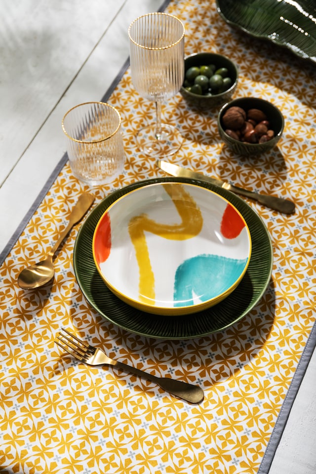 image 1 of Mikasa Set of 4 Yellow Abstract 2 Toned Stoneware Pasta Bowls