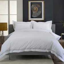 Hampstead 100% Cotton Duvet Cover Set – 200 Thread Count with Inserted Ribbon & Oxford Pillowcases Silver | White | Double