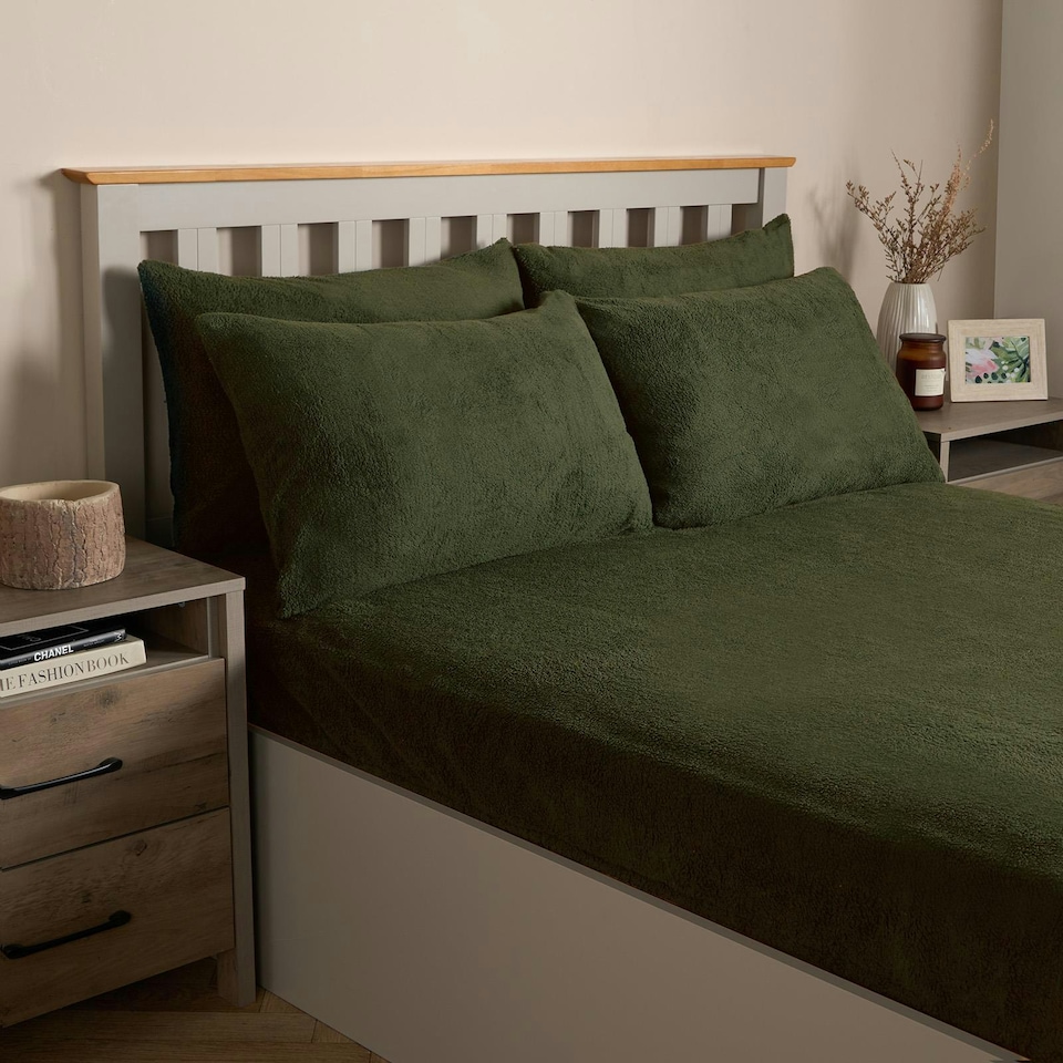 image 1 of OHS 2 Pack Soft Cosy Teddy Fleece Pillowcases, 50x75cm - Woodland Green