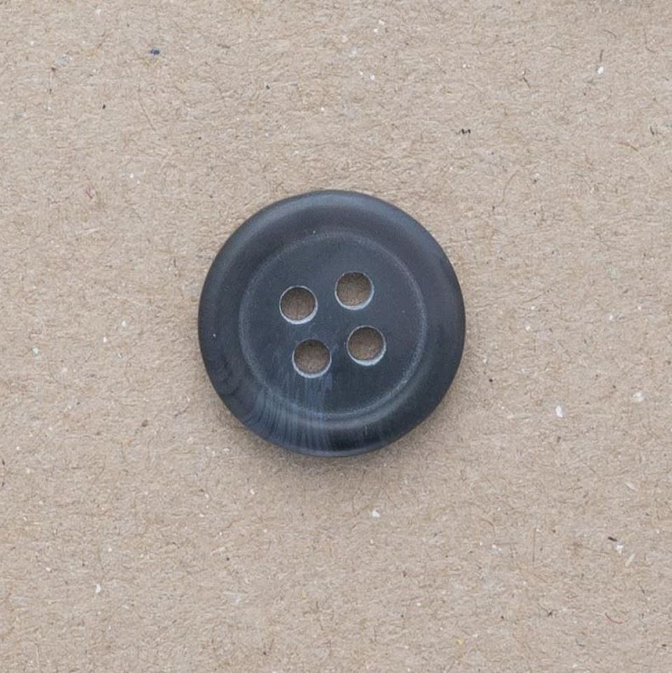 Minerva Black Round Plastic Buttons for Dressmaking - 23mm - per value pack of 100
