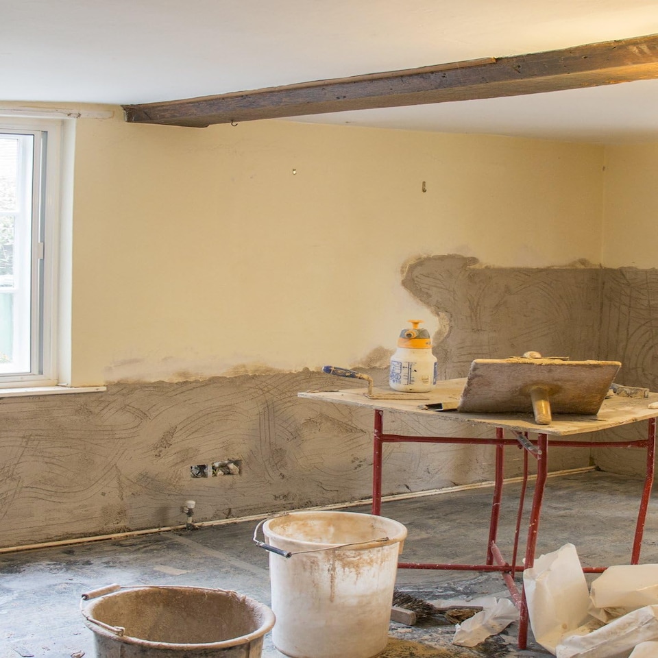 image 1 of Dryzone Hi-Lime Renovation Plaster (10 Bags)