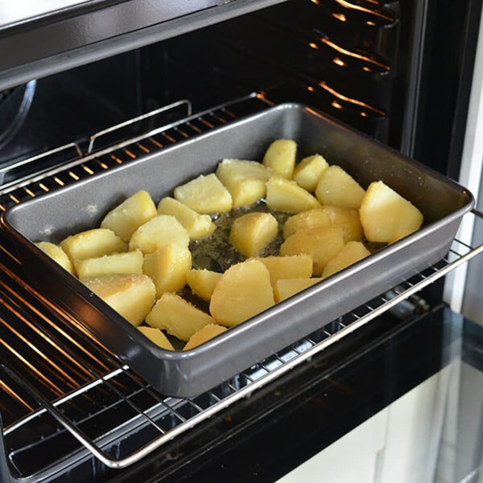 image 1 of Stoven Non-Stick 35cm Roaster