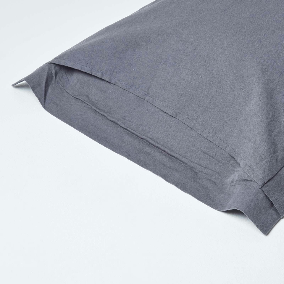 image 1 of Homescapes Dark Grey Linen Oxford Pillowcase - King Size | Grey | King