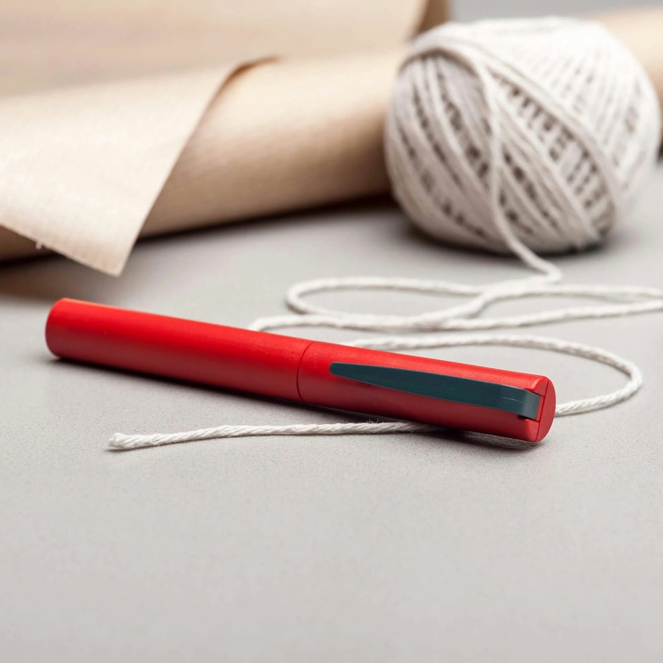 image 1 of Kilo Handy Pen to Pocket Scissors