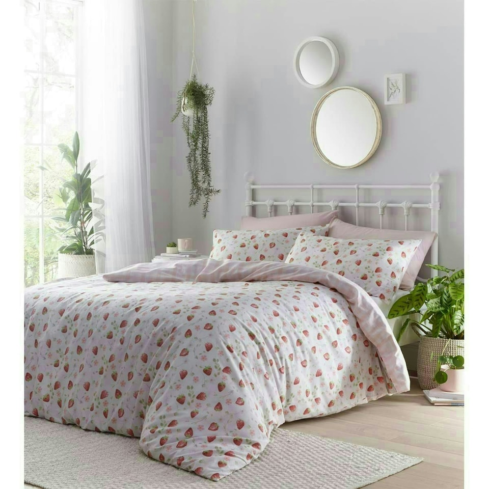 image 1 of Portfolio Home Strawberry Fields Floral Check Bedding Duvet Cover Set Pink | King