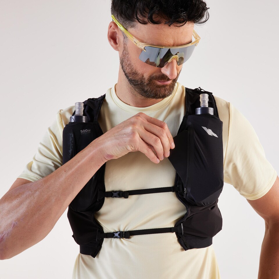image 1 of Decathlon Kiprun 900 RACE Unisex Trail Running Competition Water Bottle Holder Vest - 5L