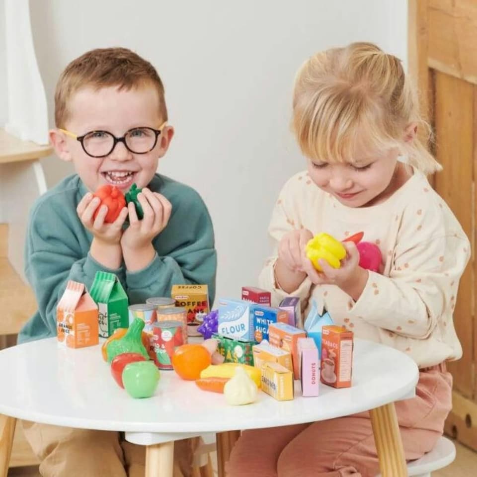image 1 of Casdon Grocery Set