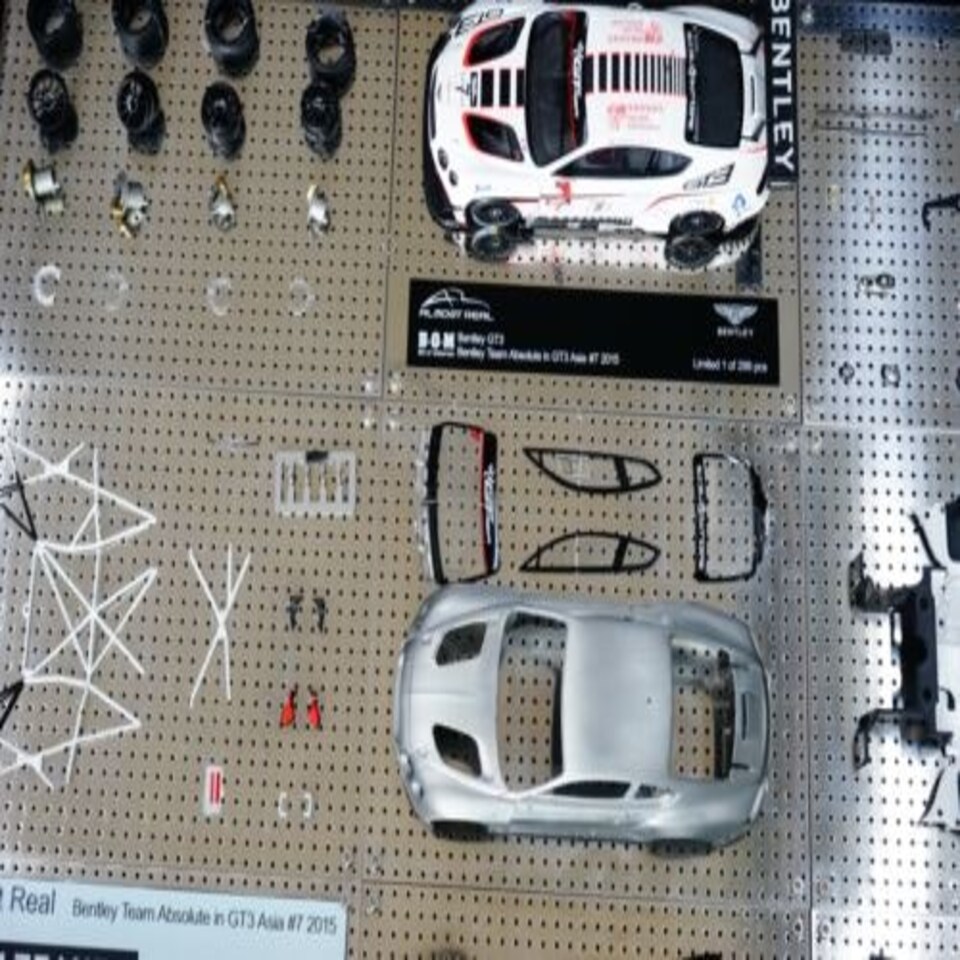 image 1 of Bentley GT3 2015 GT3 Asia #7 With Display Case Almost Real 430305