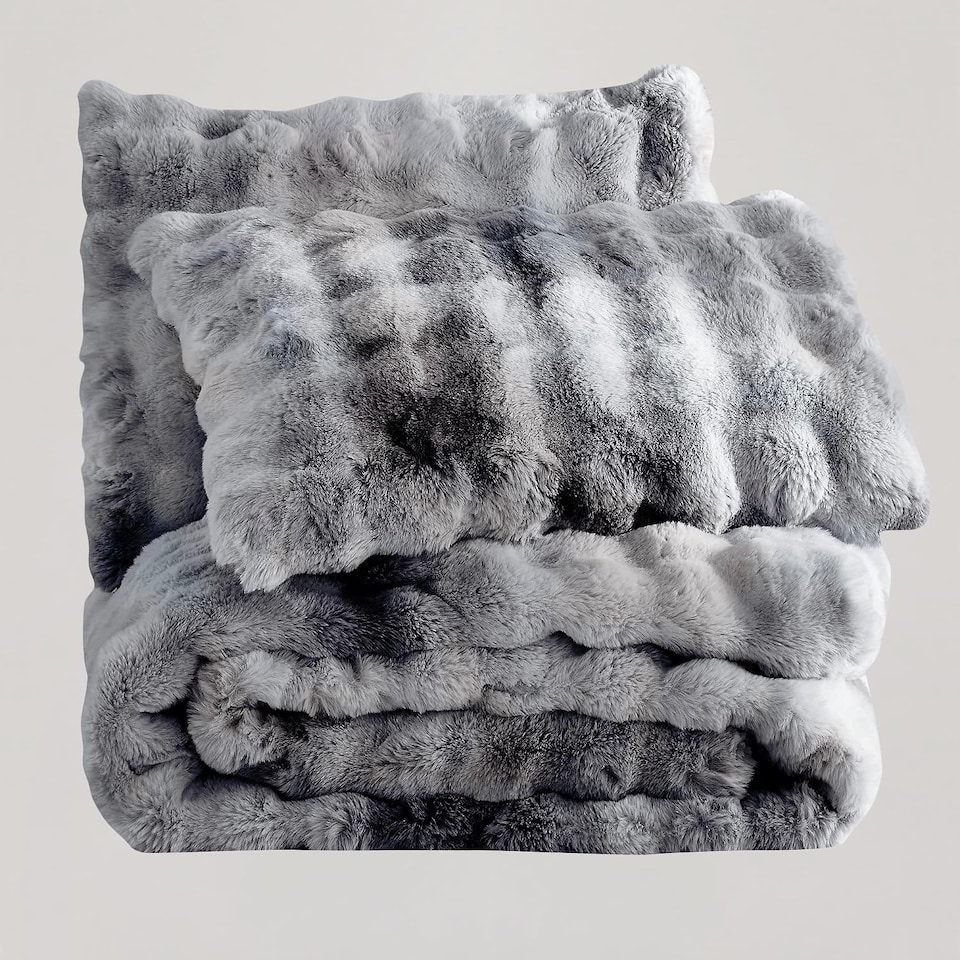 Sweet Dreams Bubble Faux Rabbit Fur Duvet Cover and Pillowcase Set