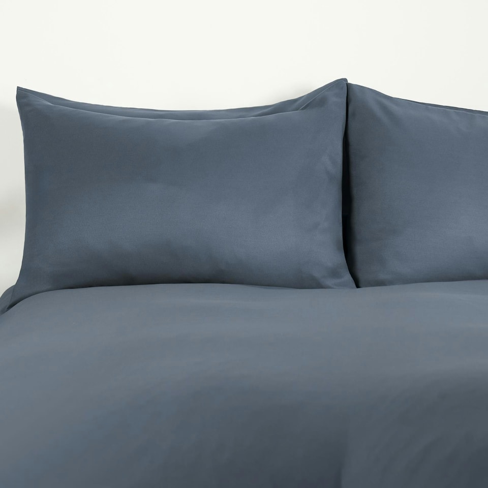 image 1 of OHS 2 x Hotel Luxury Quality Bedroom Housewife Pillowcases, 50x75cm - Denim Blue