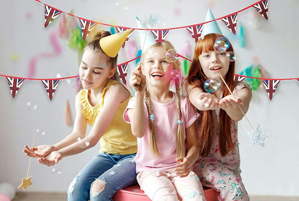 image 1 of 10 pcs Flags Union Jack Retro Bunting | Multi