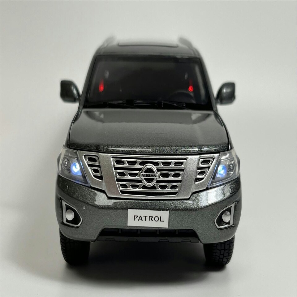 image 1 of Nissan Patrol Y62 Grey LHD 1:32 Scale Tayumo 32115015