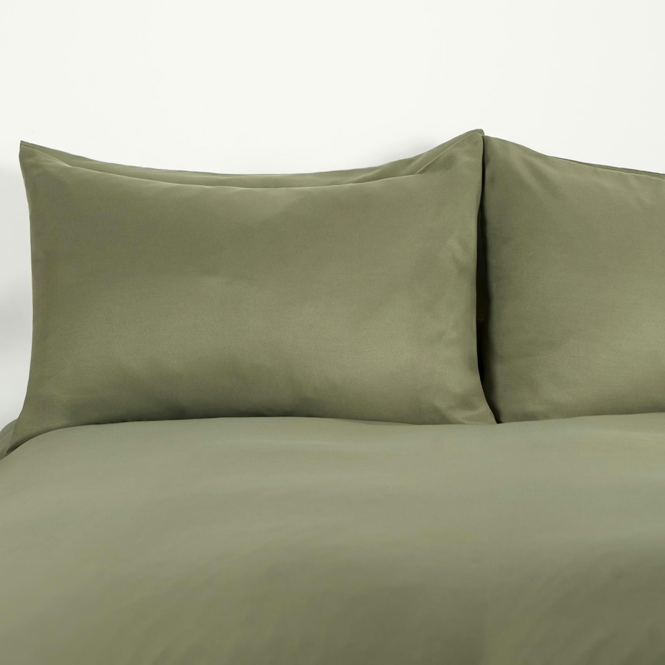 image 1 of OHS Soft Microfibre Plain Duvet Cover and Pillowcase Set, Single - Woodland Green