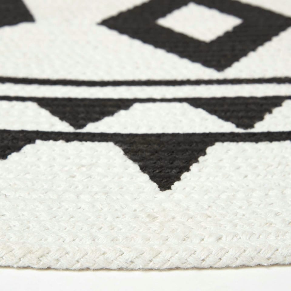 image 1 of Homescapes Lia White and Black Mandala Handoven Cotton Rug - 200 cm Round Black | 200 cm Round