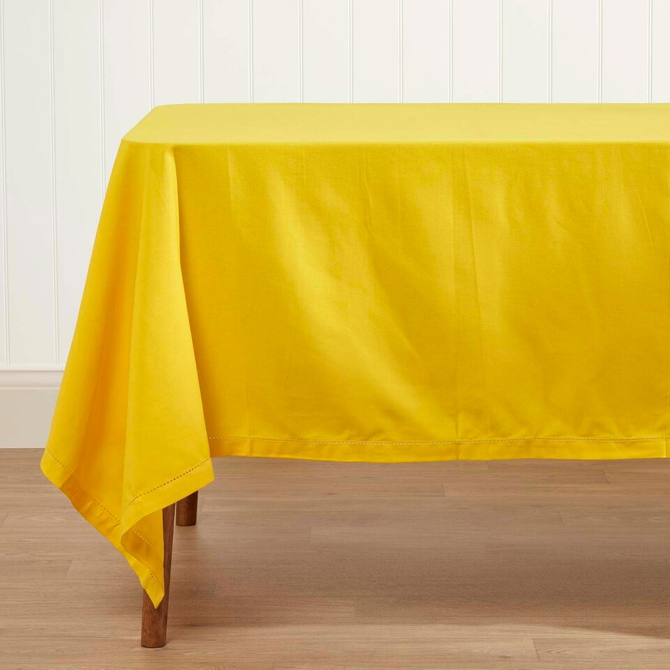 image 1 of Homescapes Yellow Tablecloth - 178 x 300 cm Yellow