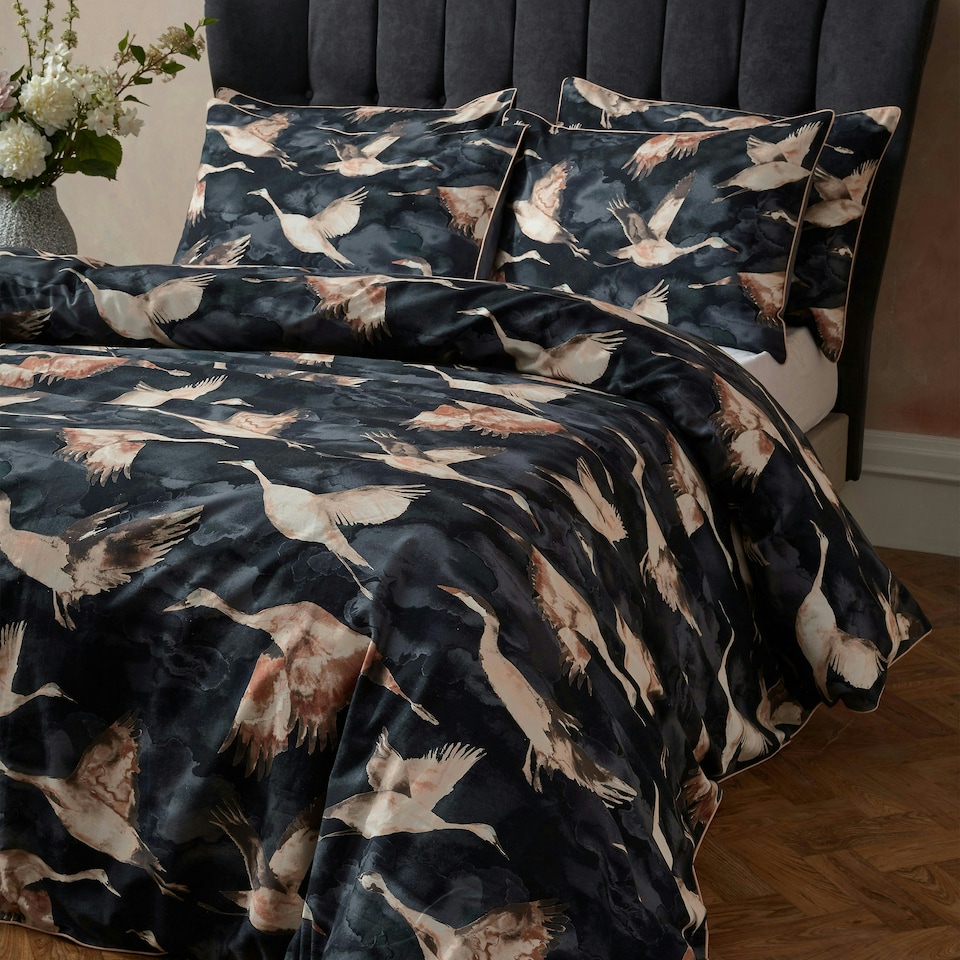 image 1 of Edinburgh Weavers Flyway Luxury Cotton King Duvet Cover Set