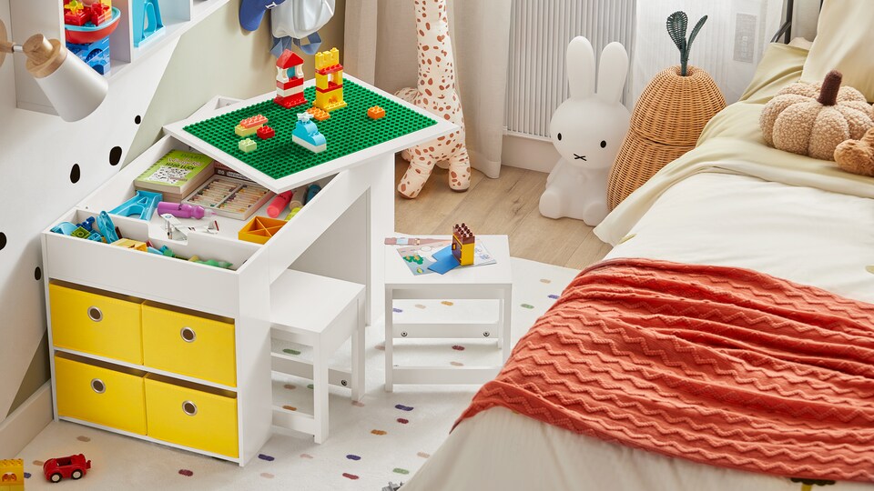 image 1 of SoBuy KMB75-W,SoBuy Kids Building Block Activity Table Set with Storage & 2 Stools | White | White