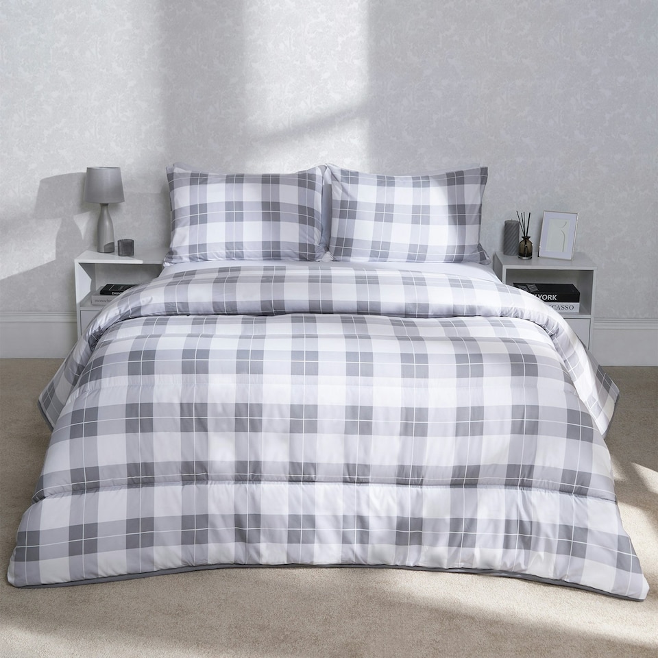 image 1 of OHS Reversible Coverless 10.5 Tog Soft Plush All Year Round Duvet Cover and Pillowcase Bedding Set Grey | Grey Gingham | Single