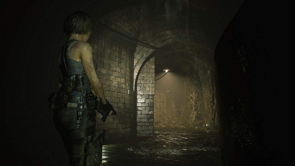 image 1 of Resident Evil 3 PS5