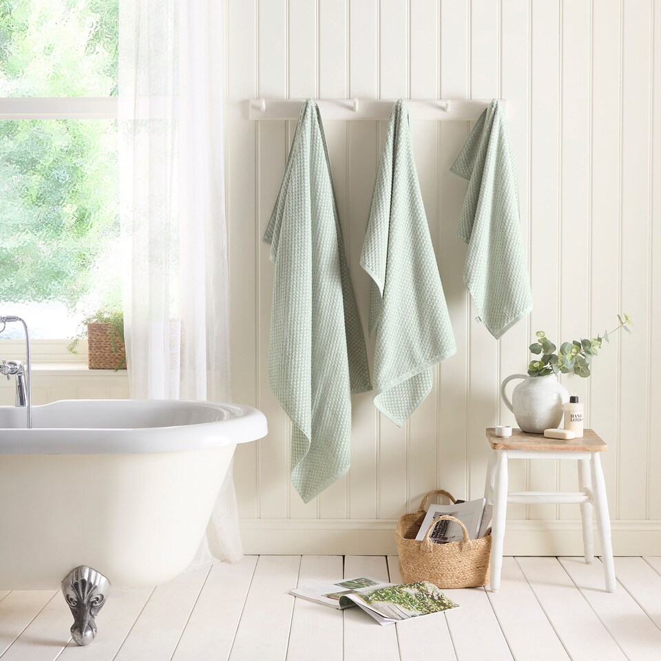 image 1 of D & D Popcorn Check Hand Towel Green