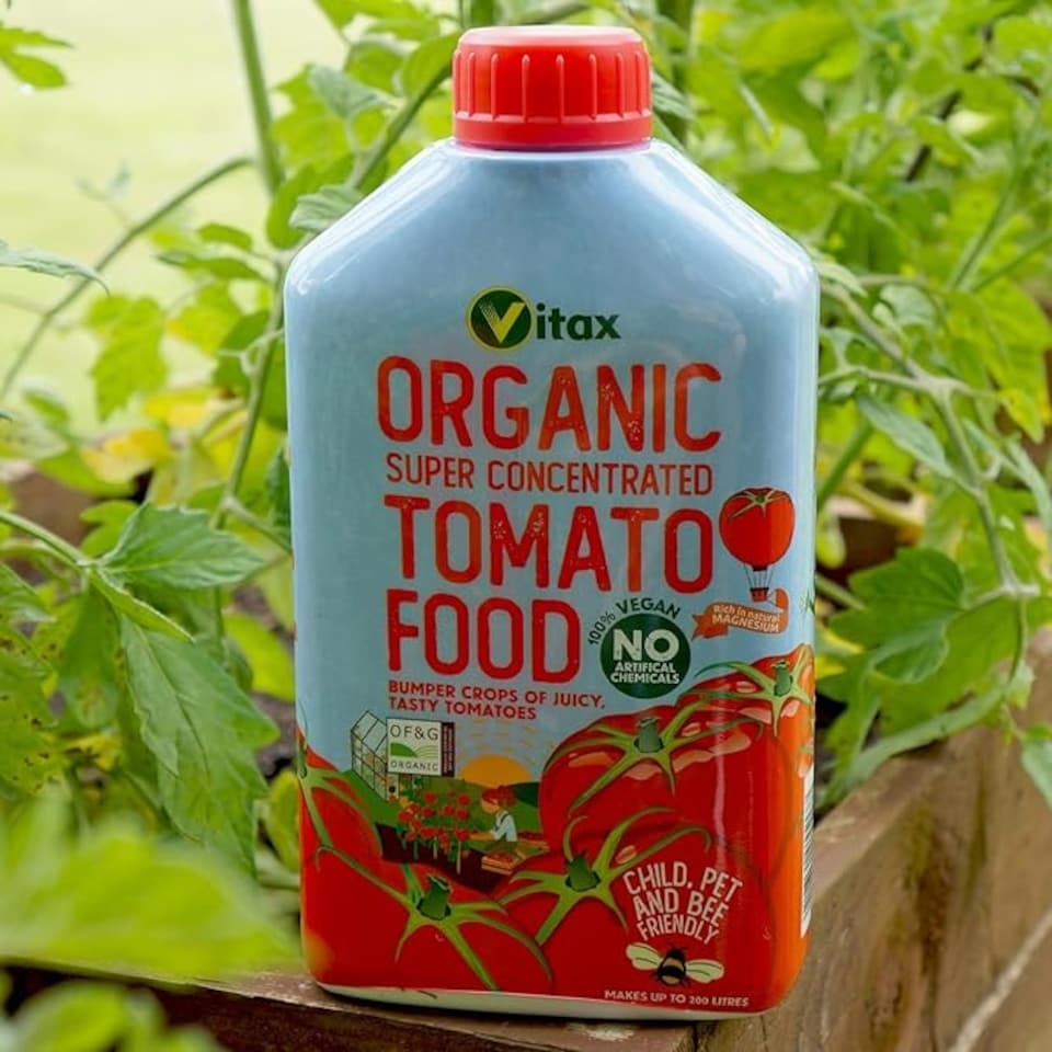 image 1 of Vitax Organic Tomato Food 1L - Makes 200L