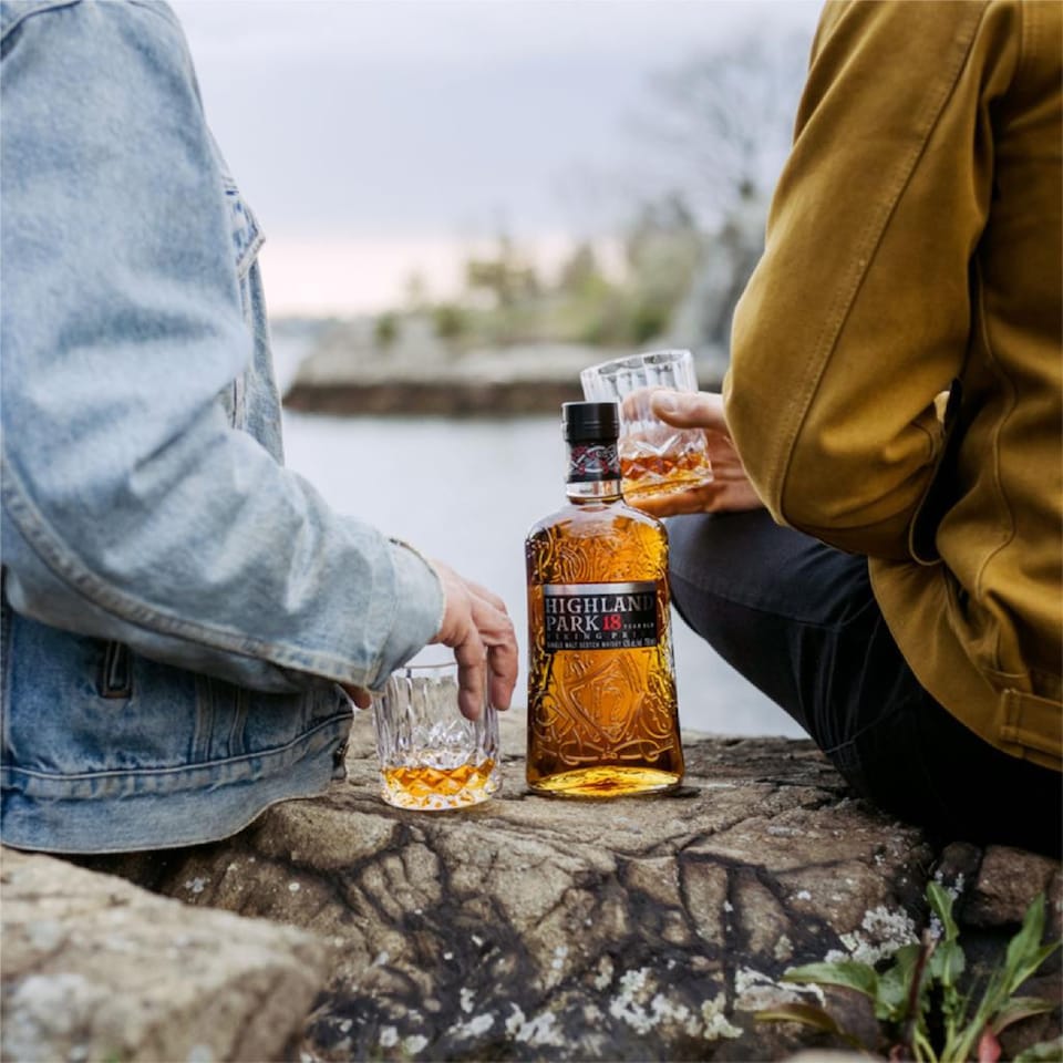 image 1 of Highland Park - Single Malt Scotch 18 year old Whisky | Multi | Deep Gold | 1