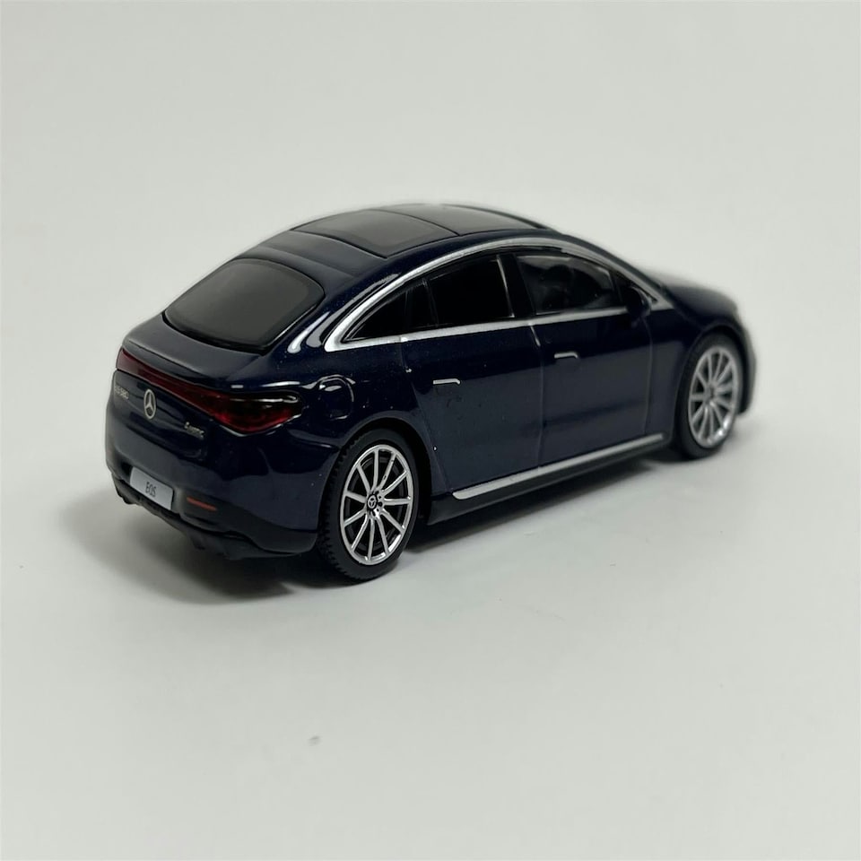 image 1 of Mercedes-Benz EQS 580 4MATIC Blue Metallic RHD 1:64 Scale Mini GT MGT00559R