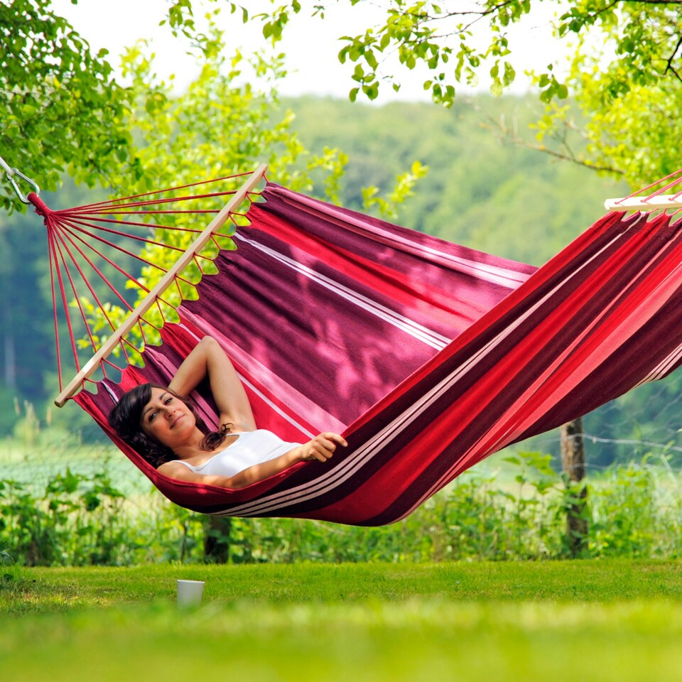 image 1 of Samba Fuego Hammock Red | Fuego