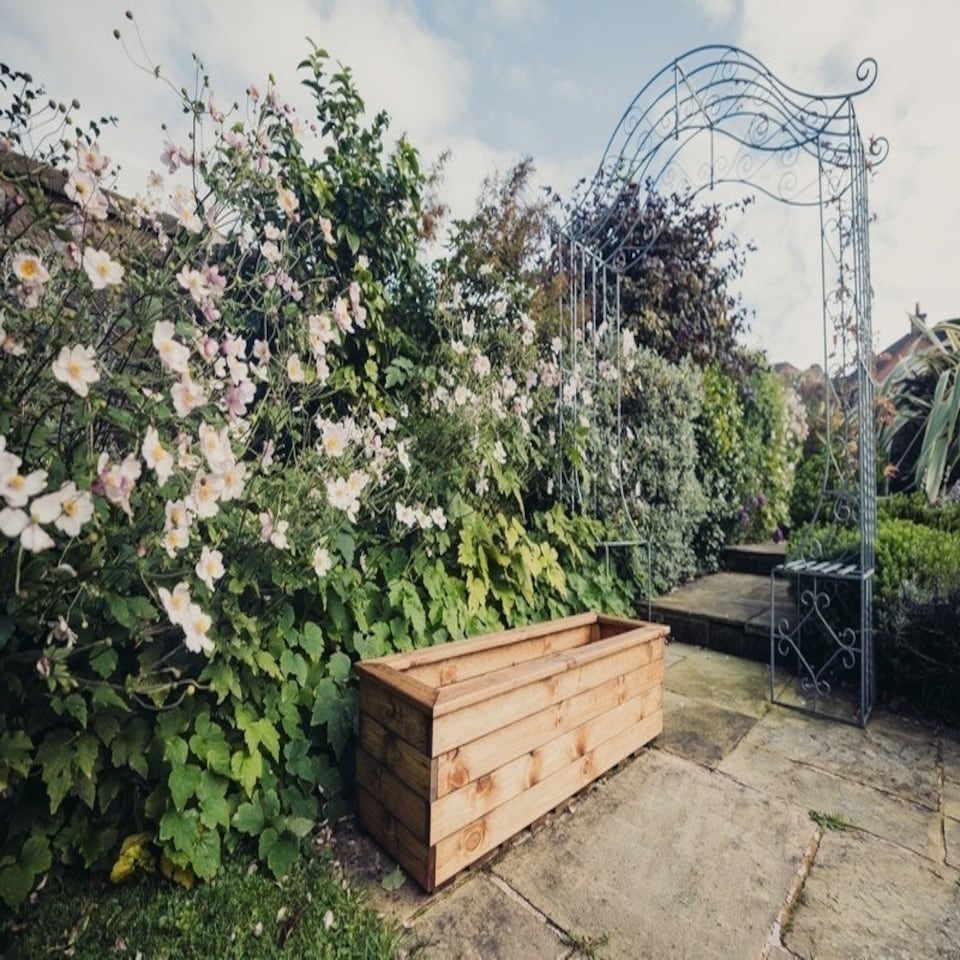 Valley Trough XL - Timber - L39 x W120 x H32 cm - Garden Planter - Fully Assembled | Brown