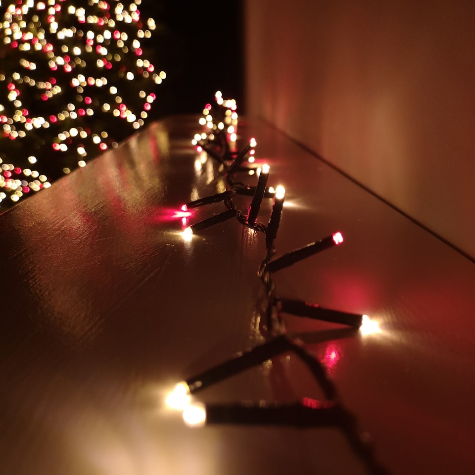 image 1 of 1000 LED 25m Premier TreeBrights Indoor Outdoor Christmas Multi Function Mains Operated String Lights with Timer in Red & Vintage Gold