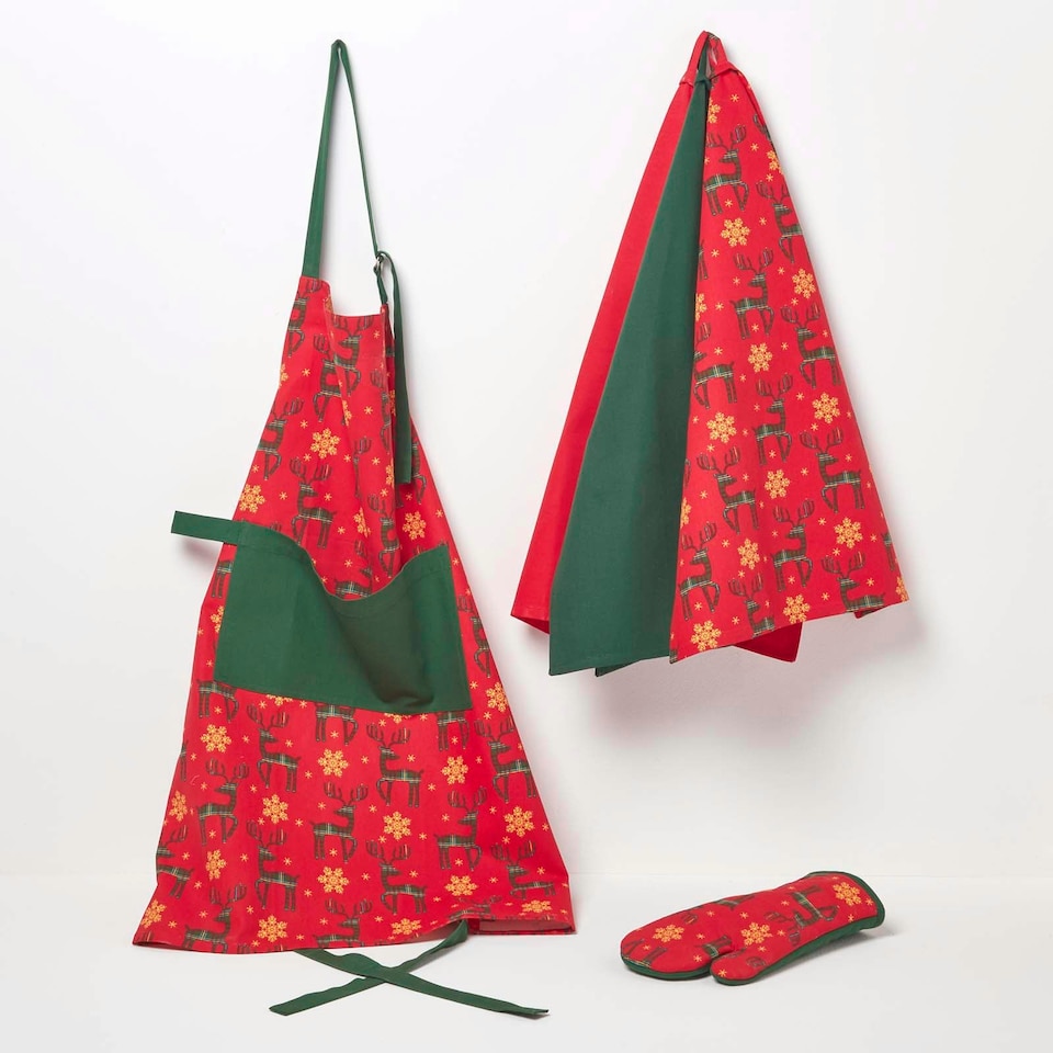 image 1 of Homescapes Red Reindeer Set of 3 Christmas Tea Towels | Red | One size | 3