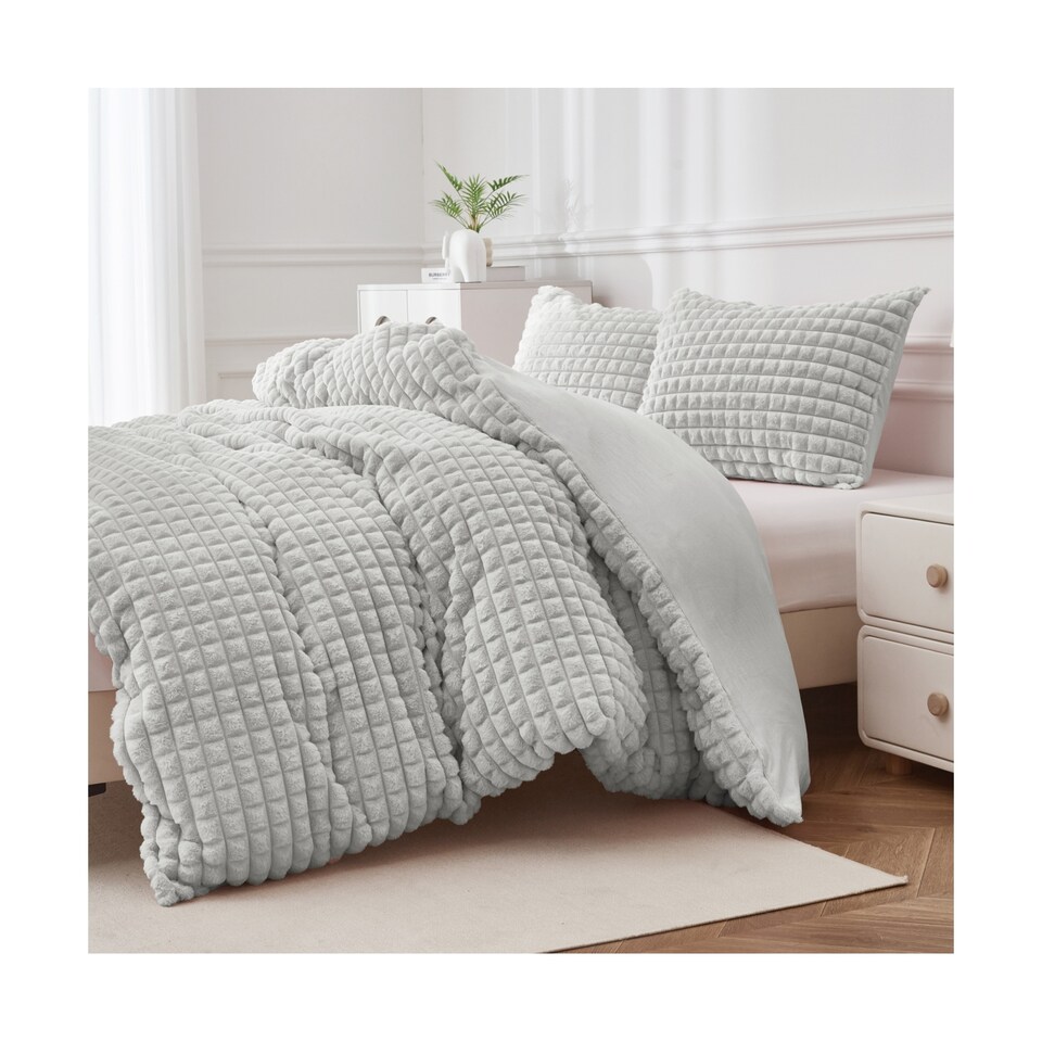 Ezysleep Super Soft Luxury Faux Fur Box Duvet Cover Plush Winter Bedding | Grey | Silver