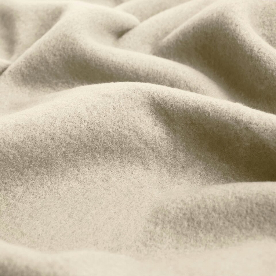 image 1 of OHS Plain Fleece Blanket Bedspread, 125x150cm - Cream