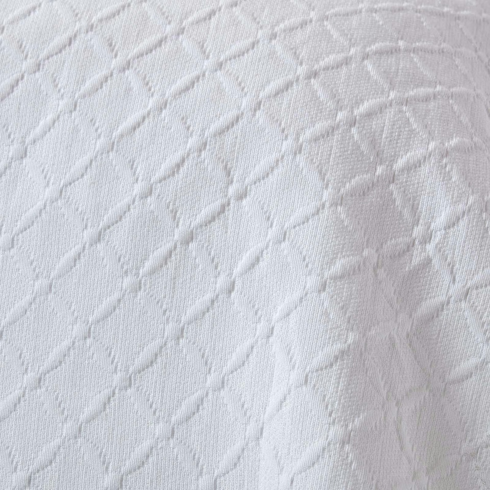 image 1 of Homescapes White Cotton Contemporary Diamond Pattern Matelasse Bedspread - Single | White | 1