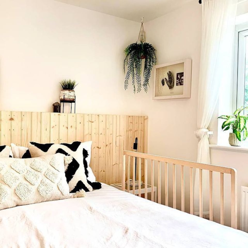 image 1 of Safetots Extra Wide Extra Tall Wooden Bed Guard, Natural, 60cm High x 140cm Wide, Toddler Bedrail for Safety