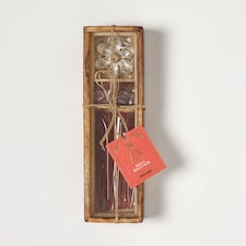 Homescapes Zen Incense Gift Set – Rose & Black Oudh
