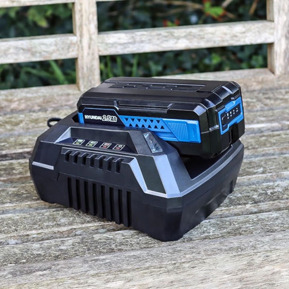 image 1 of Hyundai 40v Lithium-ion Cordless Strimmer Grass Trimmer With Battery and Charger | HYTR40LI