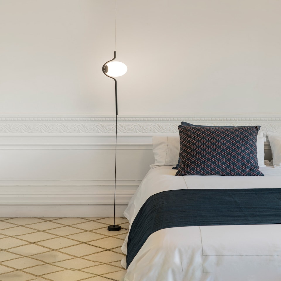 image 1 of Le Vita LED Pendant/Floor Lamp Black 6W 2700K