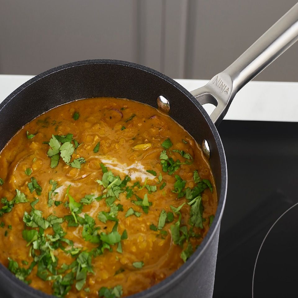 image 1 of Ninja C55000UK ZEROSTICK Stackable 5-Piece Pan Set