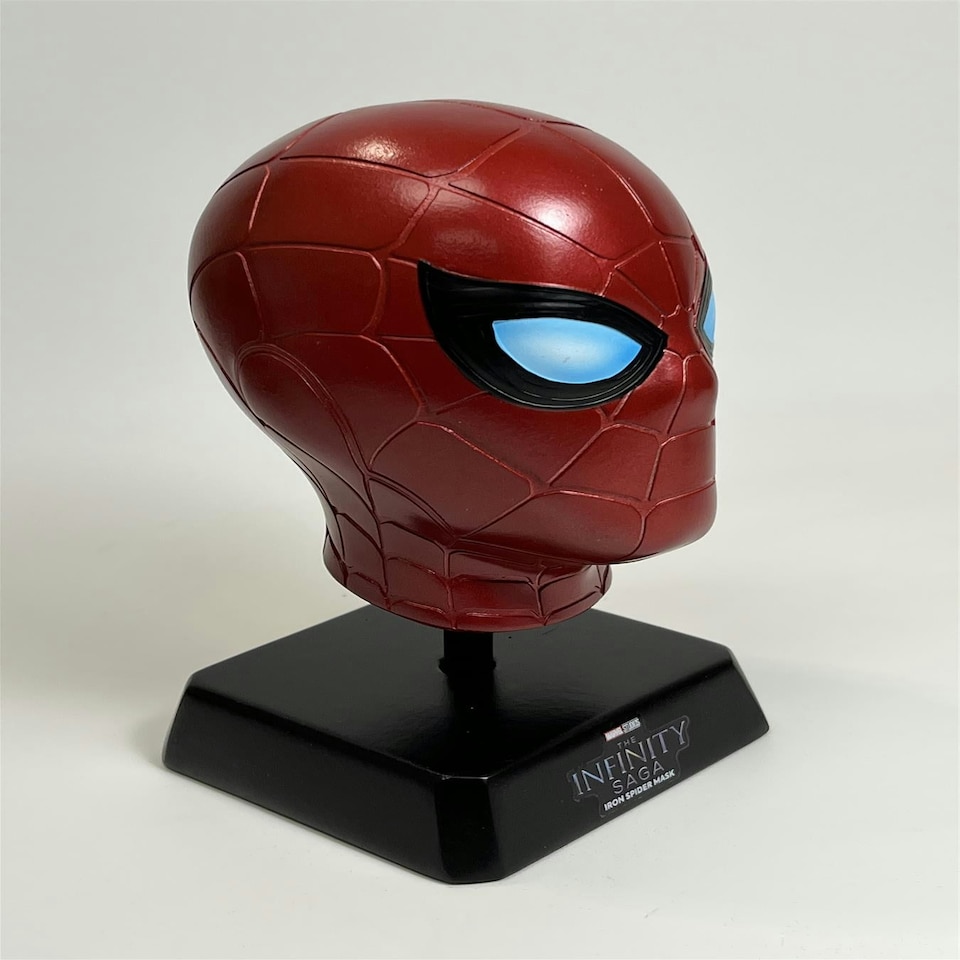 image 1 of Iron Spider Mask The Infinity Saga Avengers 18cm Polyresin Prop on Stand