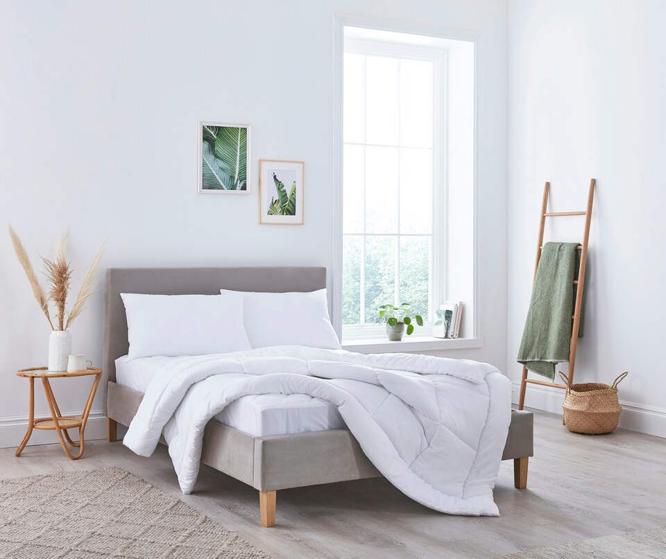 image 1 of Recycled Microfibre Polyester Fill 4.5 Tog Duvet Double | White